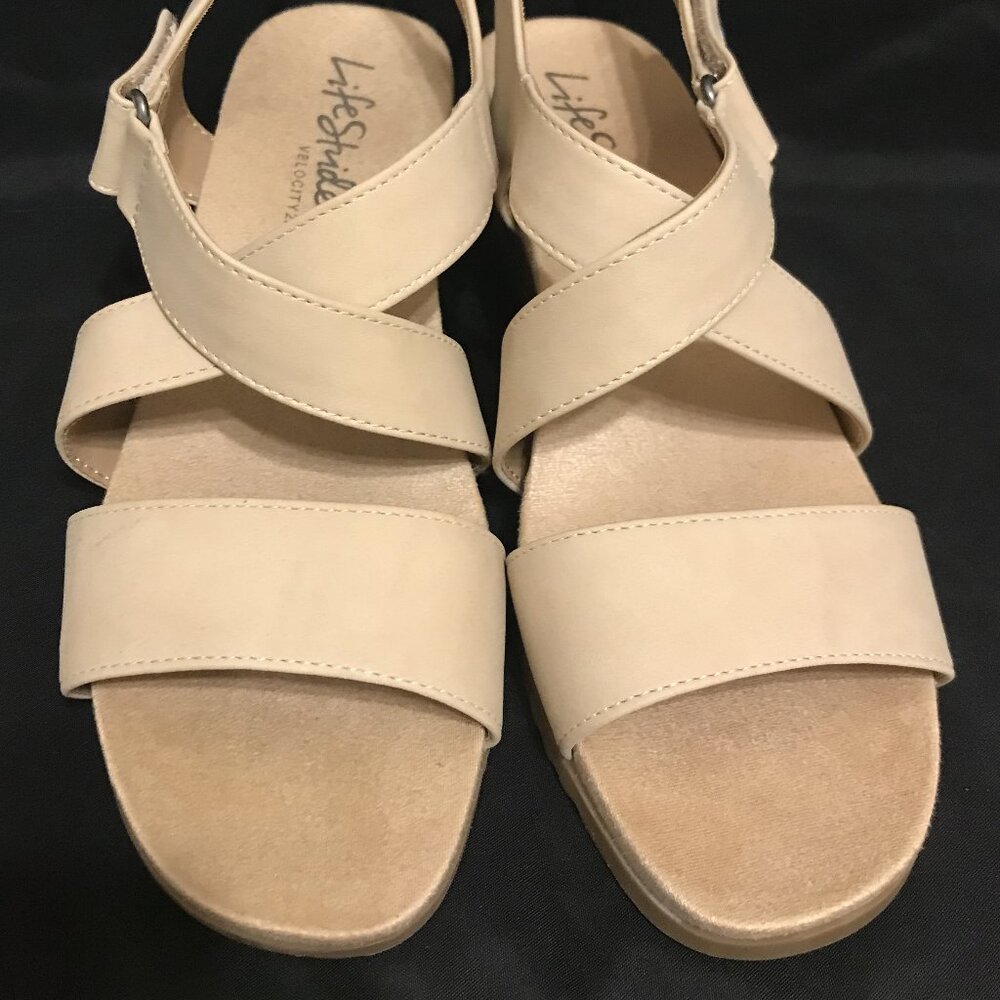 NWOT Life Stride Women's Wedge Sandals - Picture 4 of 7